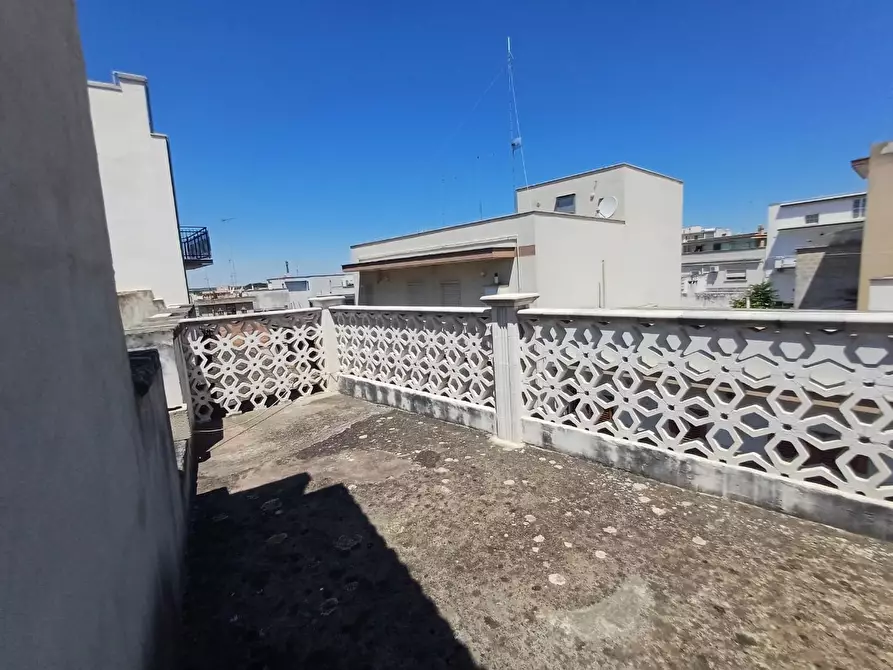 Immagine 31 di Appartamento in vendita  a Crispiano