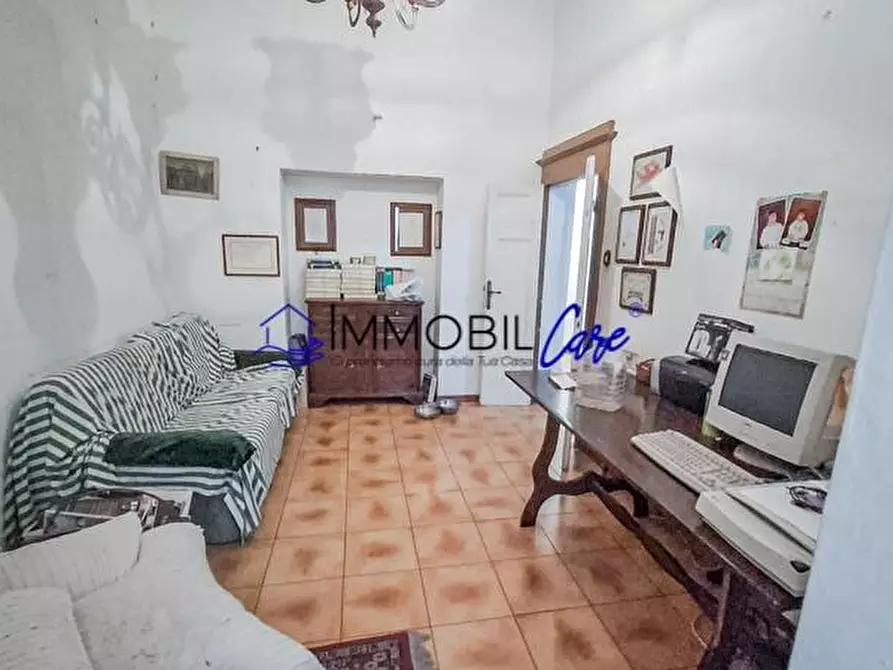 Immagine 5 di Appartamento in vendita  a Livorno