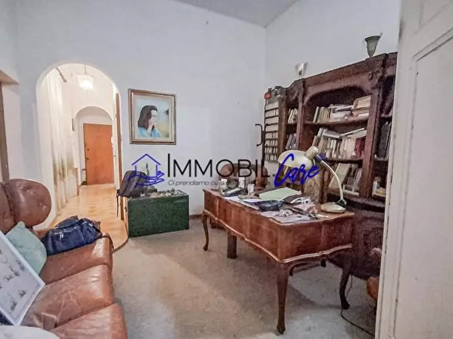 Immagine 8 di Appartamento in vendita  a Livorno