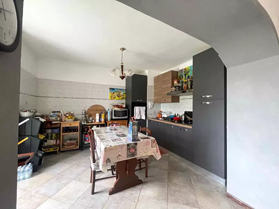 Immagine 8 di Appartamento in vendita  a Carro