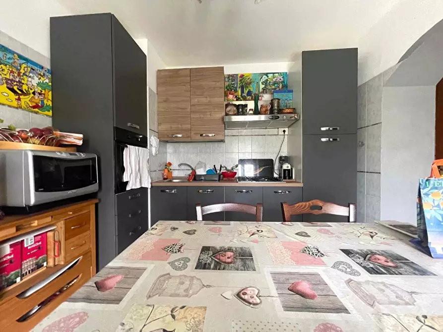 Immagine 10 di Appartamento in vendita  a Carro