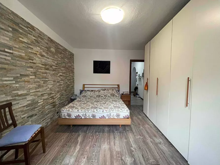 Immagine 15 di Appartamento in vendita  a Carro