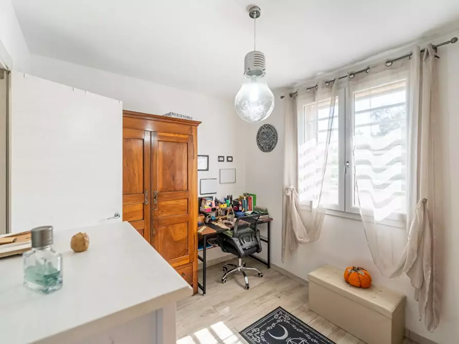 Immagine 15 di Casa indipendente in vendita  a Pontedera