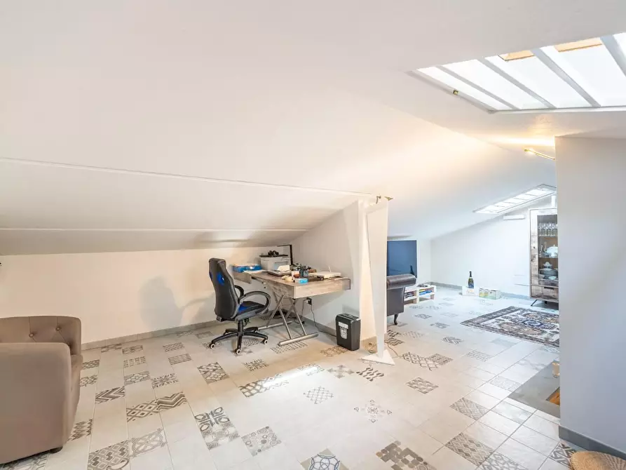 Immagine 21 di Casa indipendente in vendita  a Pontedera