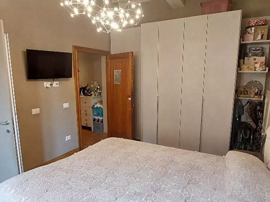 Immagine 11 di Appartamento in vendita  a Pistoia