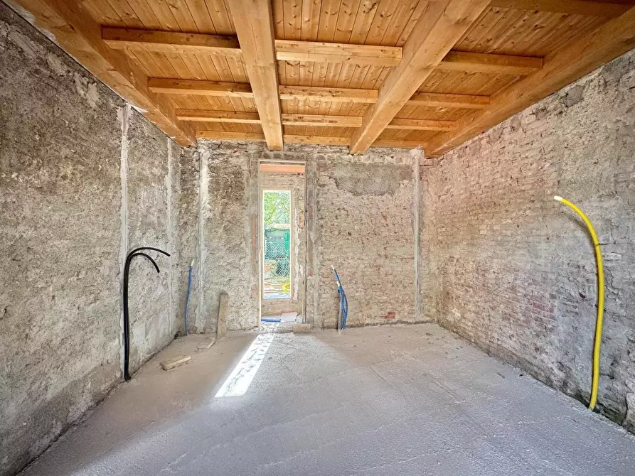 Immagine 3 di Casa indipendente in vendita  a Ponsacco