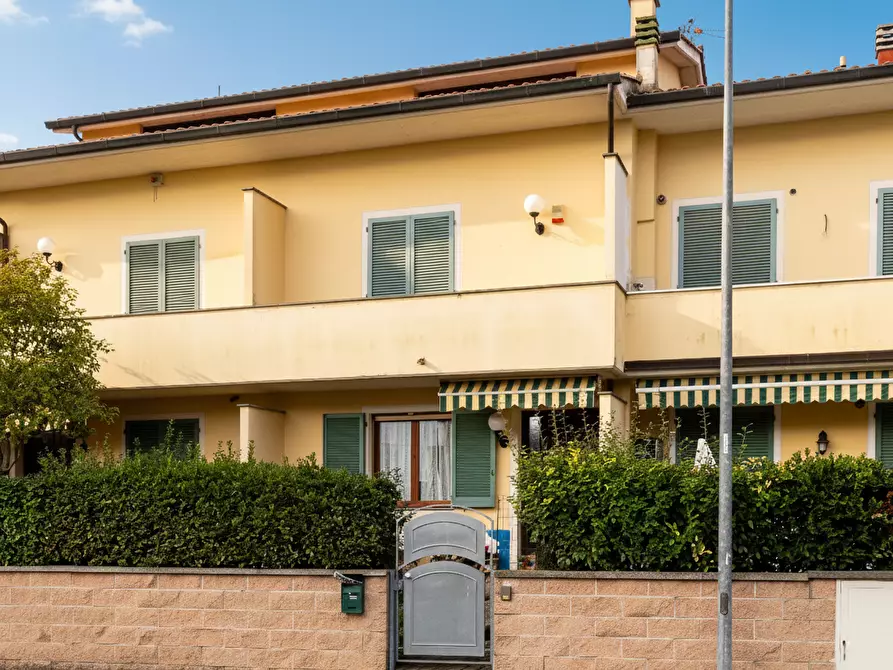 Immagine 1 di Villetta a schiera in vendita  a Ponsacco