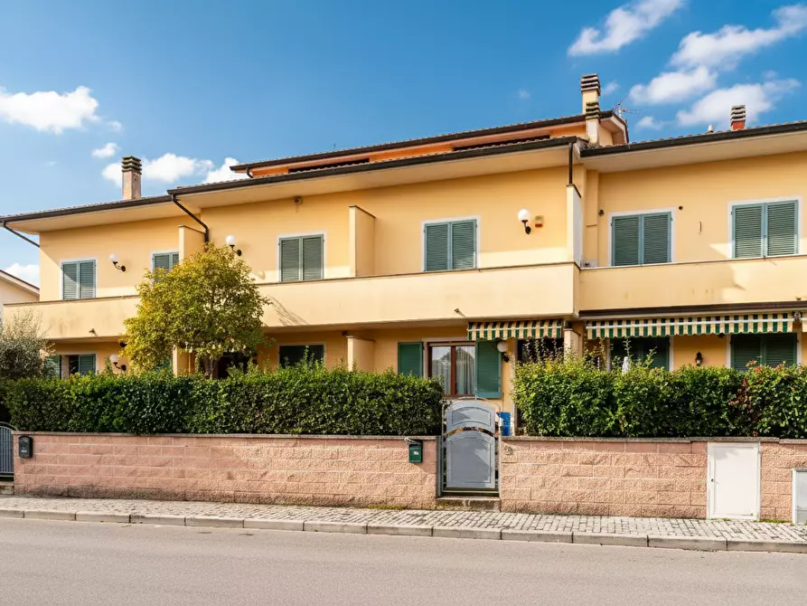 Immagine 2 di Villetta a schiera in vendita  a Ponsacco