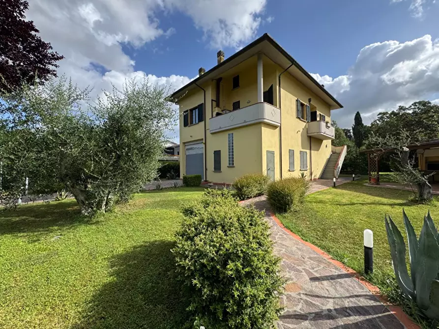 Immagine 7 di Villa in vendita  a Montespertoli