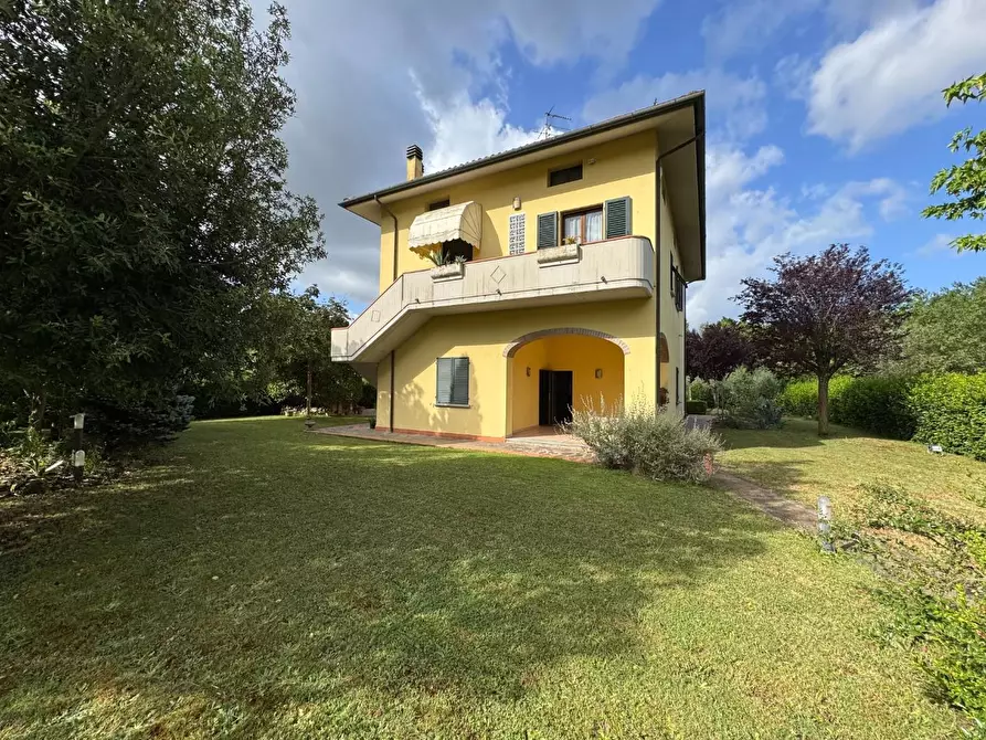 Immagine 9 di Villa in vendita  a Montespertoli