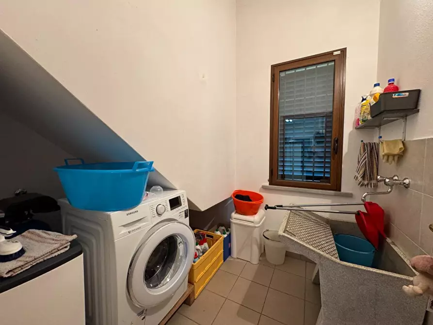 Immagine 37 di Villa in vendita  a Montespertoli