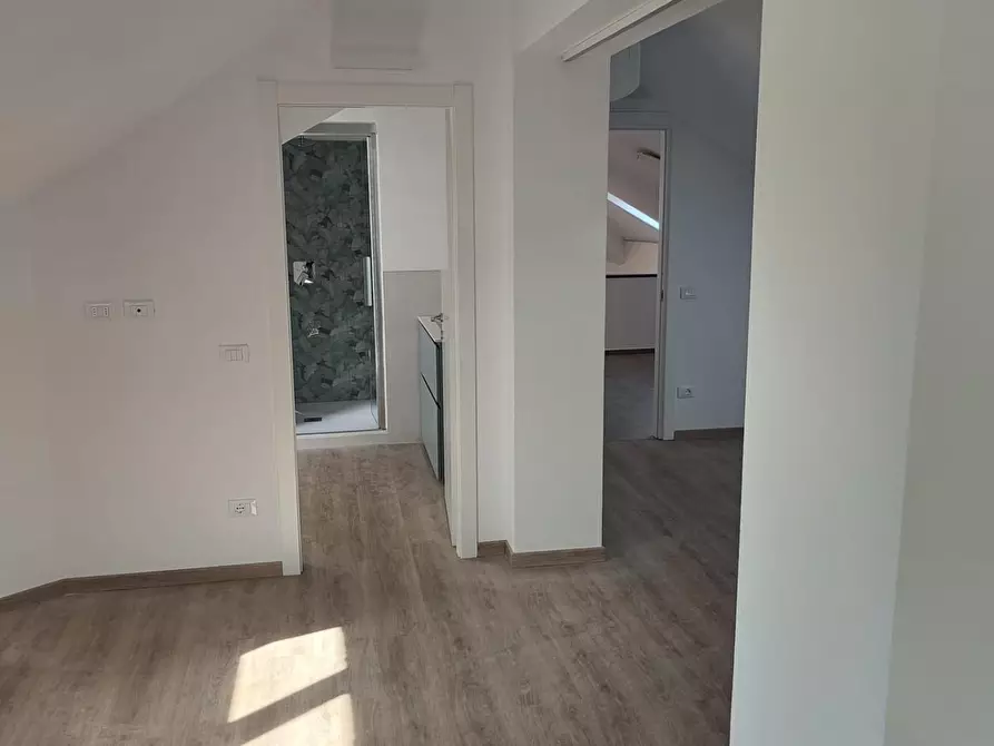 Immagine 16 di Mansarda in vendita  a Chiavari