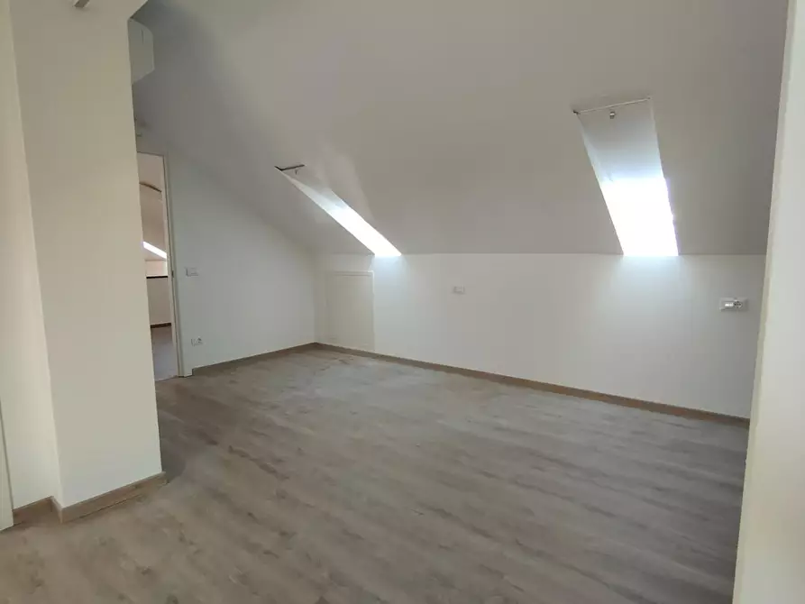 Immagine 13 di Mansarda in vendita  a Chiavari