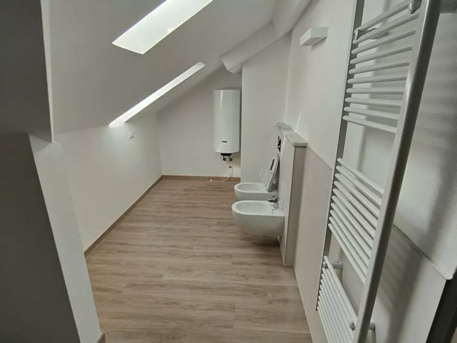 Immagine 19 di Mansarda in vendita  a Chiavari