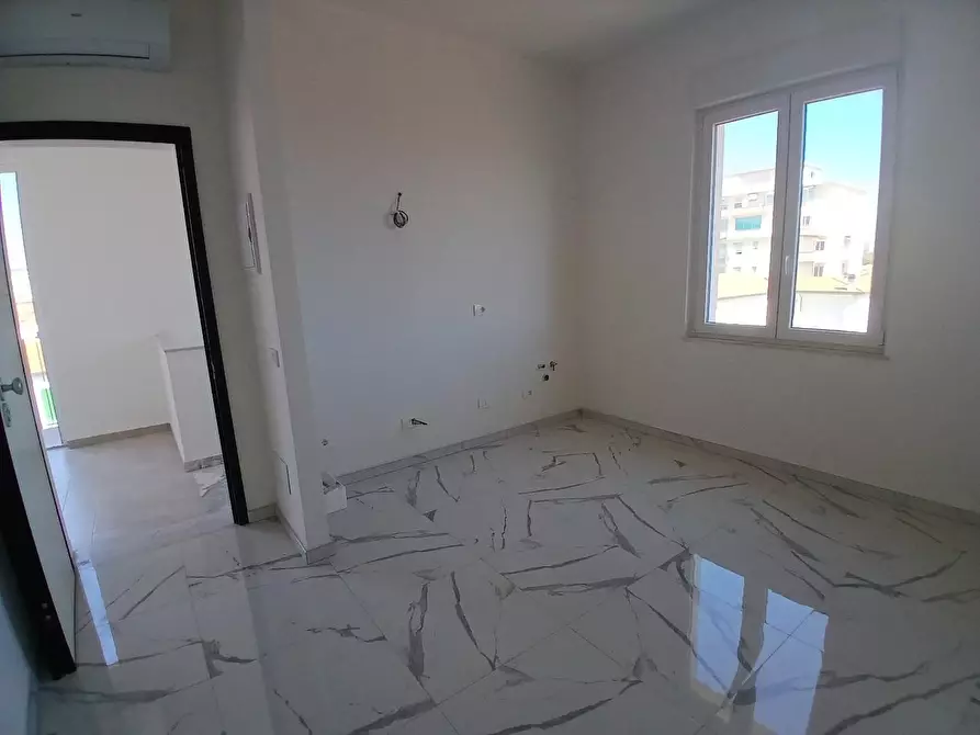 Immagine 5 di Appartamento in vendita  a Rosignano Marittimo