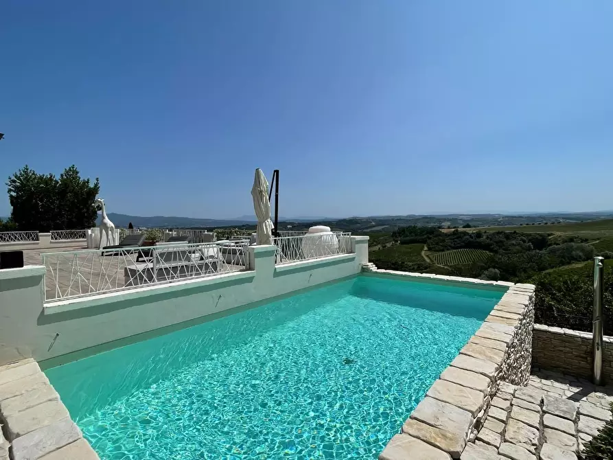 Immagine 4 di Villa in vendita  a San Miniato