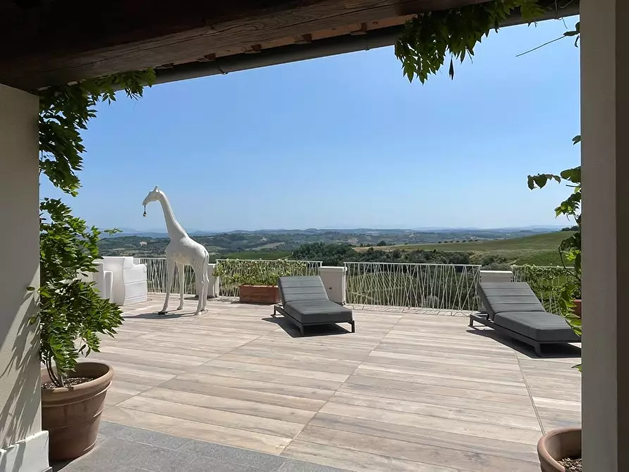 Immagine 11 di Villa in vendita  a San Miniato