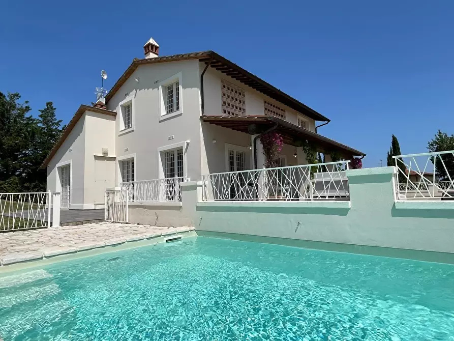 Immagine 101 di Villa in vendita  a San Miniato