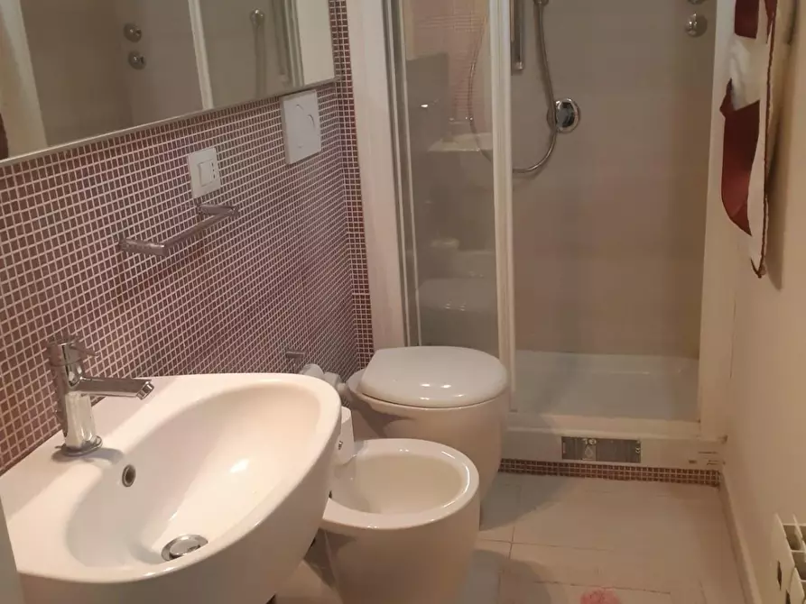 Immagine 2 di Appartamento in vendita  a Poggibonsi