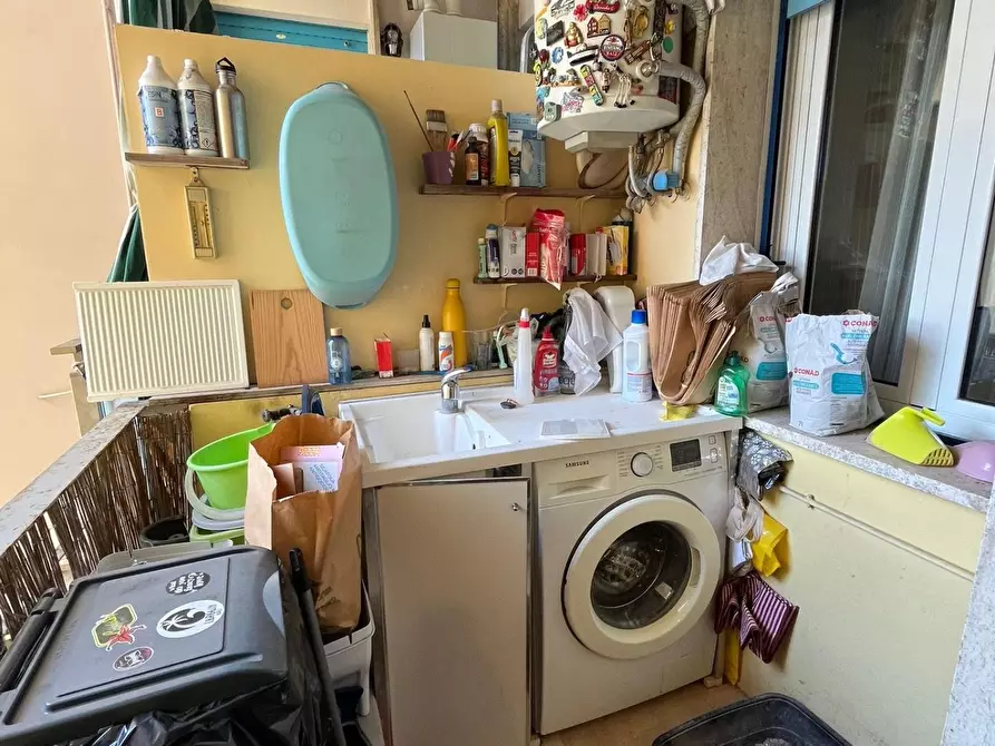 Immagine 11 di Appartamento in vendita  a Viareggio