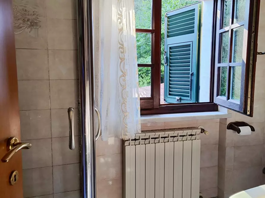 Immagine 22 di Casa bifamiliare in vendita  a Carrara