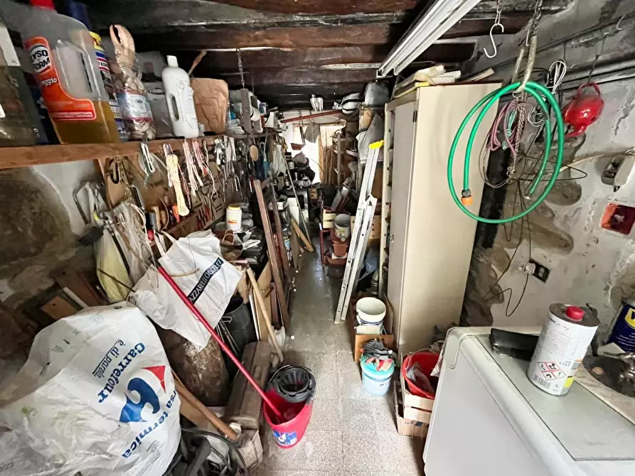 Immagine 9 di Terratetto in vendita  a Massa