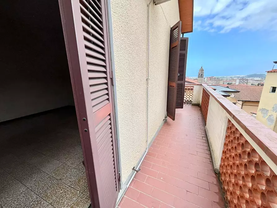 Immagine 21 di Terratetto in vendita  a Massa