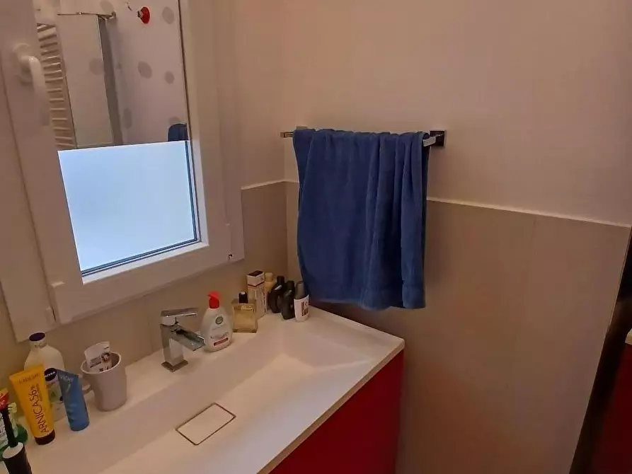 Immagine 32 di Villa in vendita  a Livorno