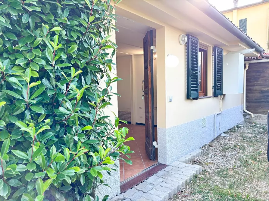 Immagine 13 di Rustico / casale in vendita  a Empoli