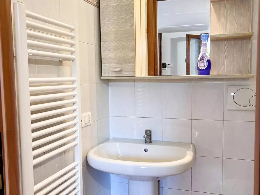 Immagine 9 di Rustico / casale in vendita  a Empoli