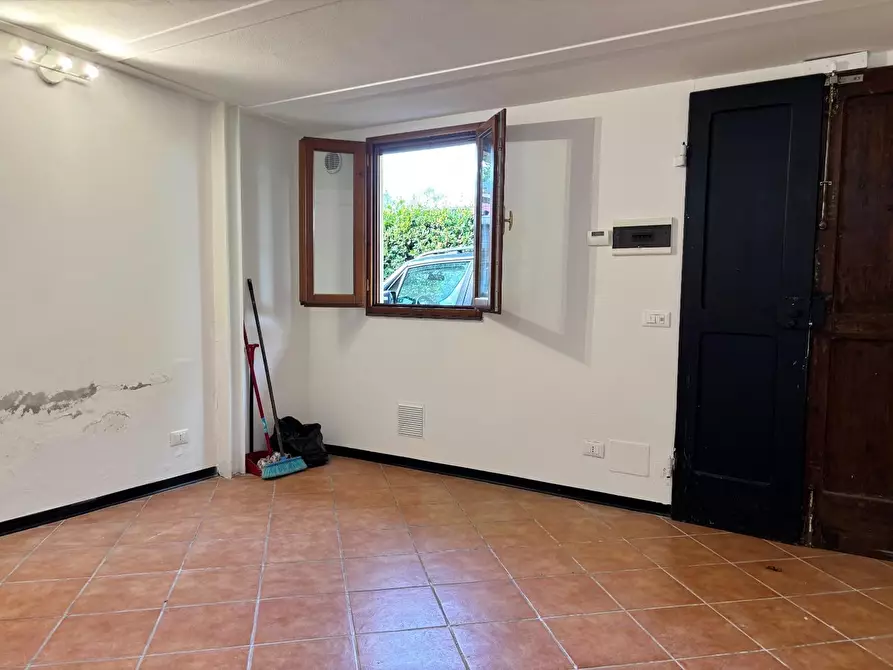 Immagine 8 di Rustico / casale in vendita  a Empoli