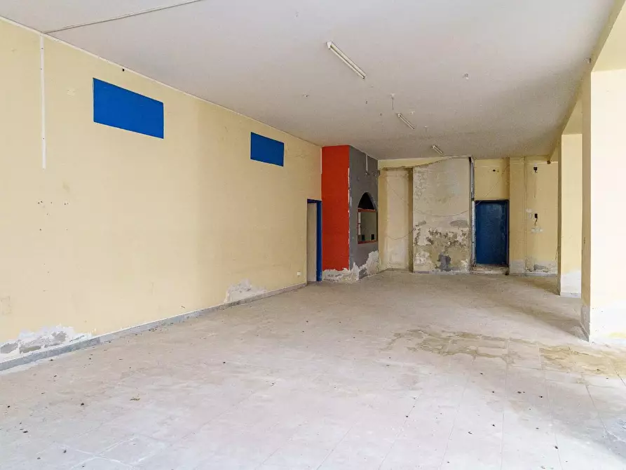 Immagine 10 di Capannone industriale in vendita  a Nicolosi