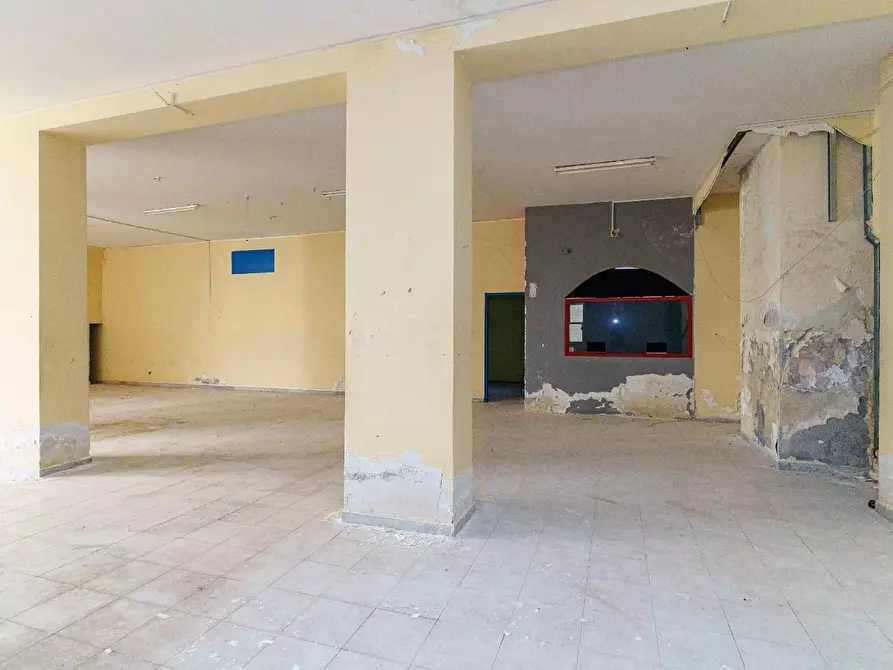 Immagine 11 di Capannone industriale in vendita  a Nicolosi