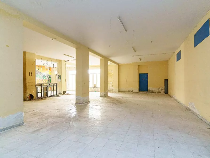 Immagine 7 di Capannone industriale in vendita  a Nicolosi