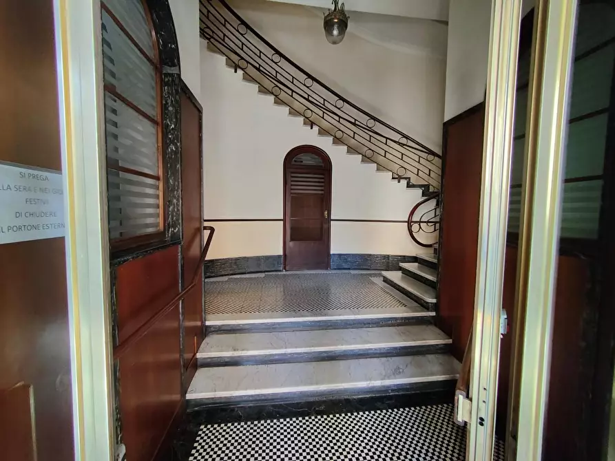 Immagine 7 di Mansarda in vendita  a Chiavari