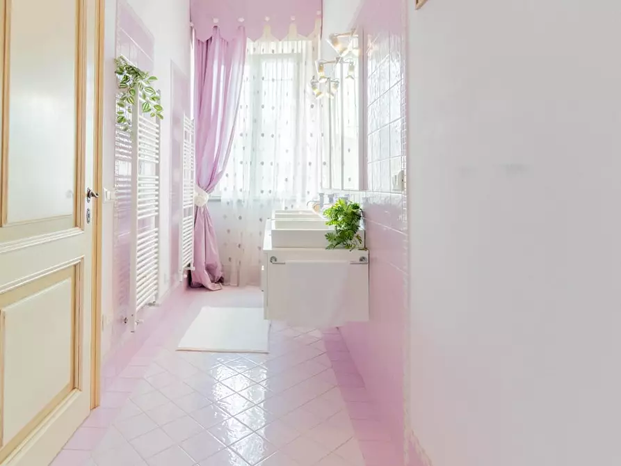 Immagine 34 di Appartamento in vendita  a Cascina