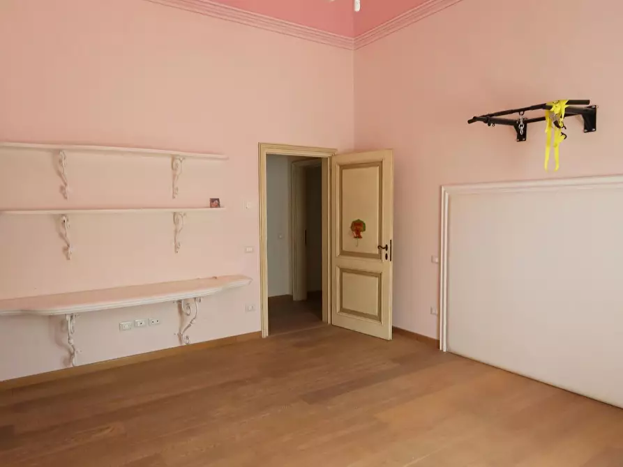 Immagine 10 di Appartamento in vendita  a Cascina