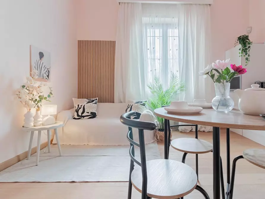 Immagine 5 di Appartamento in vendita  a Cascina