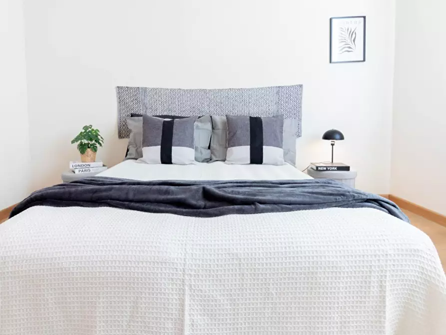 Immagine 30 di Appartamento in vendita  a Cascina