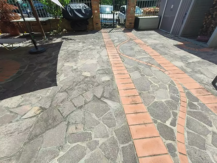 Immagine 17 di Appartamento in vendita  a Empoli