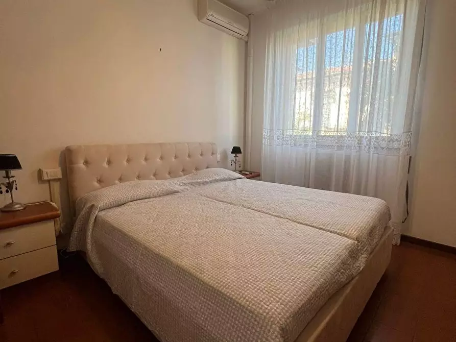 Immagine 8 di Appartamento in vendita  a Viareggio