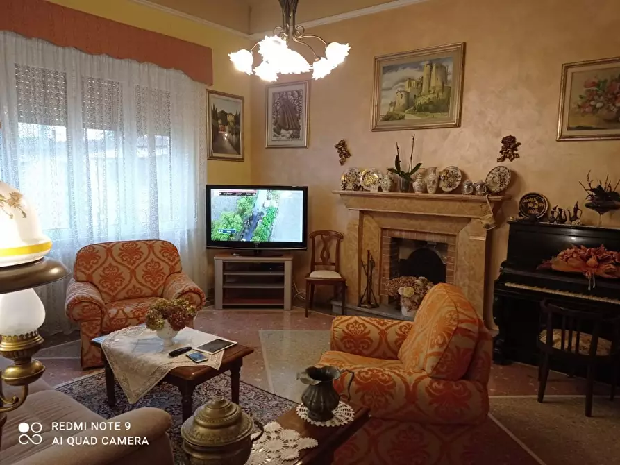 Immagine 1 di Appartamento in vendita  a Pisa