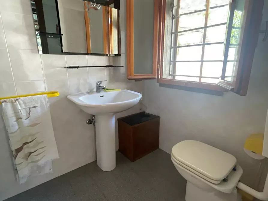 Immagine 11 di Casa quadrifamiliare in vendita  a Poggibonsi