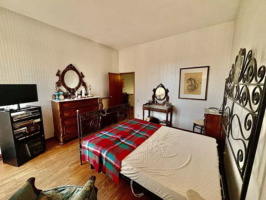 Immagine 19 di Villa in vendita  a Castelfiorentino