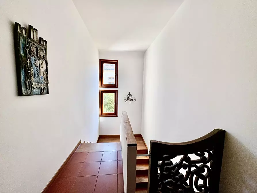 Immagine 7 di Villa in vendita  a Castelfiorentino