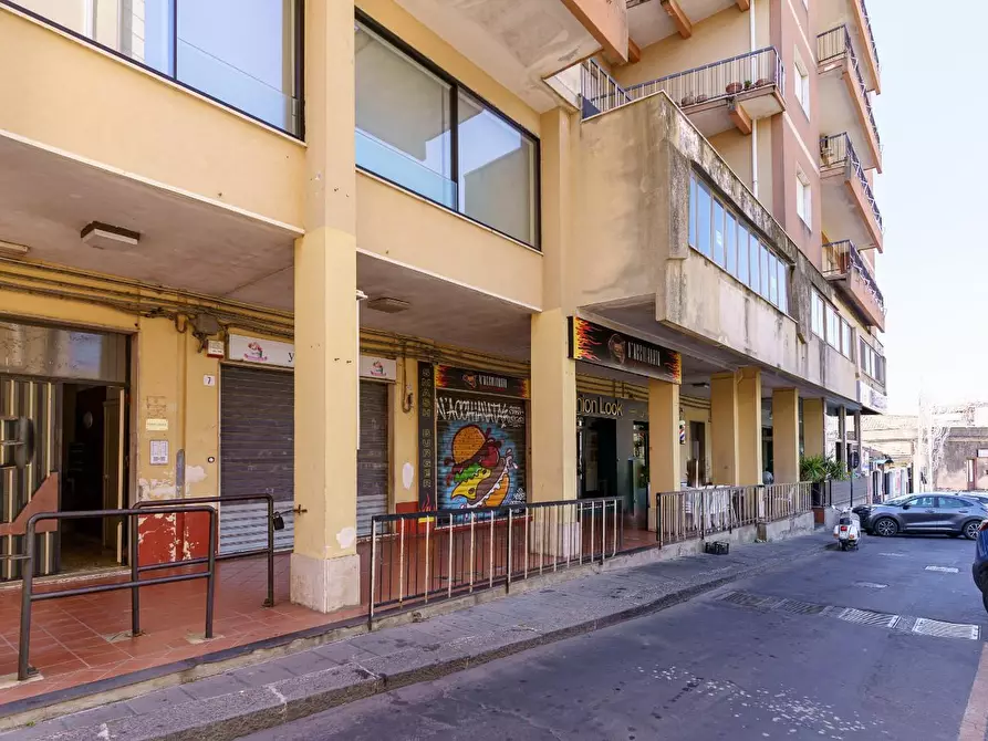 Immagine 42 di Capannone industriale in vendita  a Nicolosi