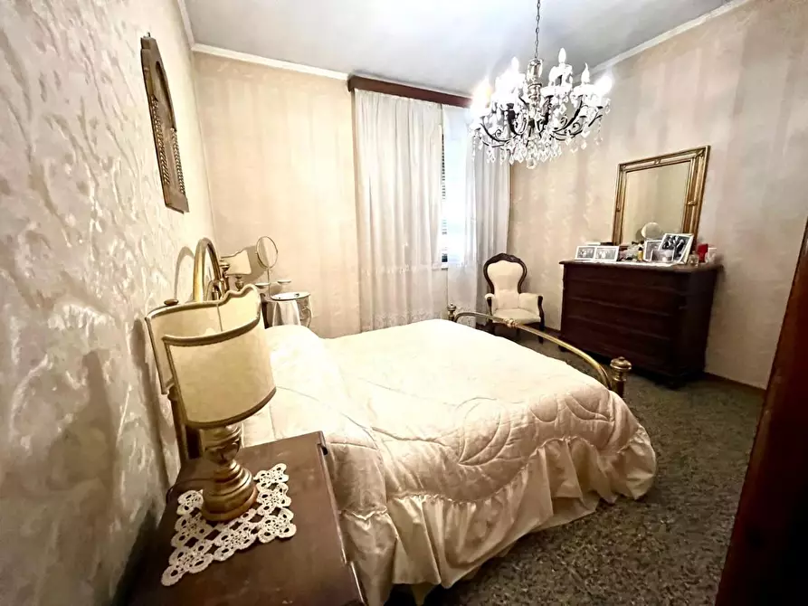 Immagine 19 di Appartamento in vendita  a Pontedera