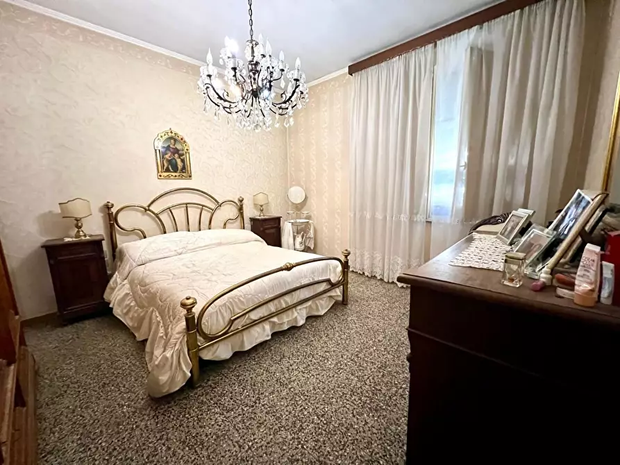 Immagine 21 di Appartamento in vendita  a Pontedera