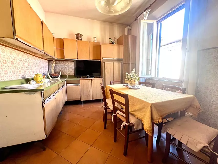 Immagine 10 di Appartamento in vendita  a Pontedera