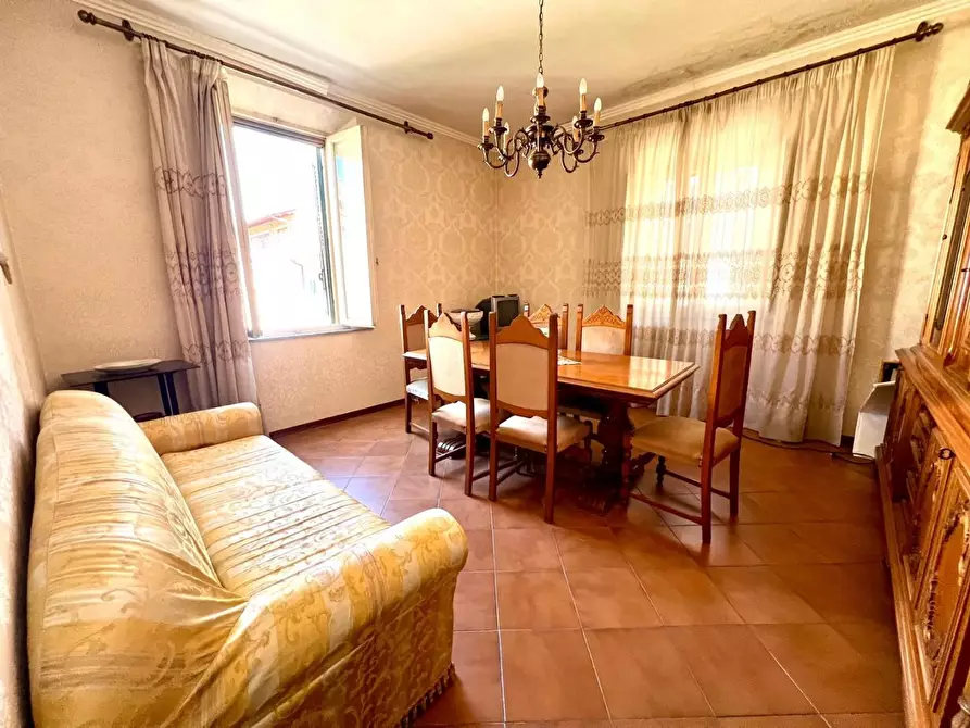 Immagine 2 di Appartamento in vendita  a Pontedera